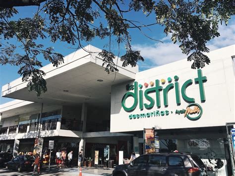 The District Dasmariñas .